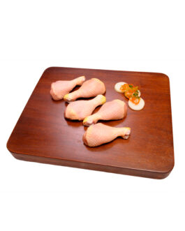 Piernas de pollo fresco